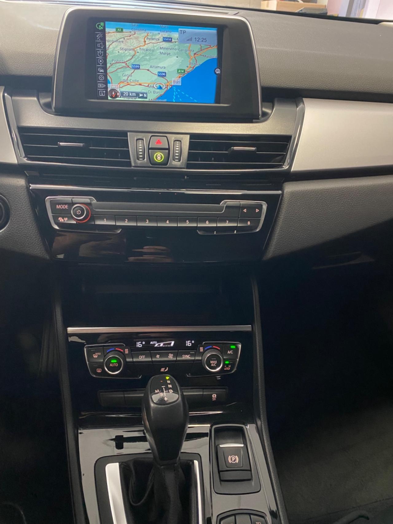 Bmw 2er Active Tourer 218d Active Tourer Sport
