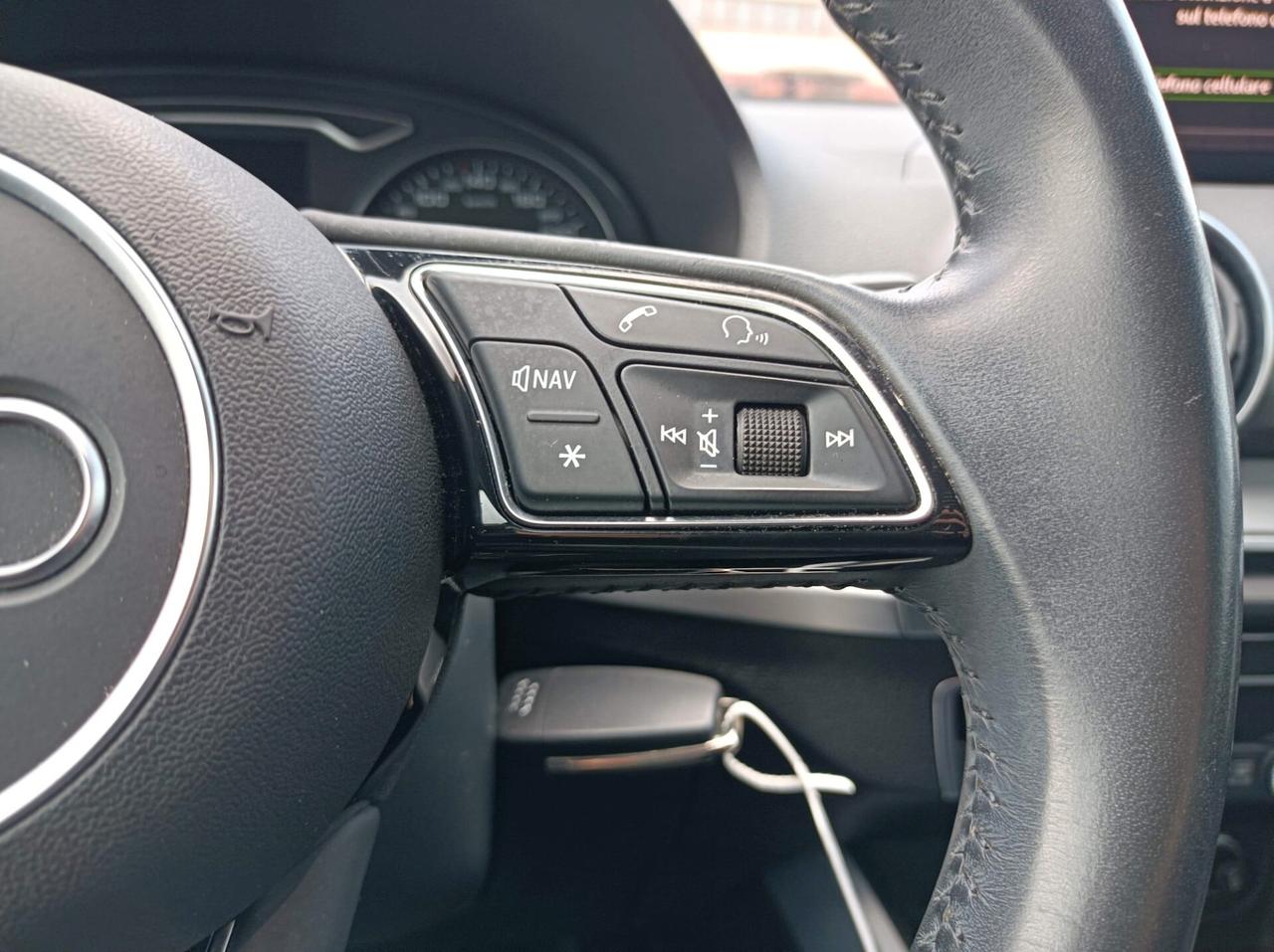 Audi Q2 30 TDI S tronic Business