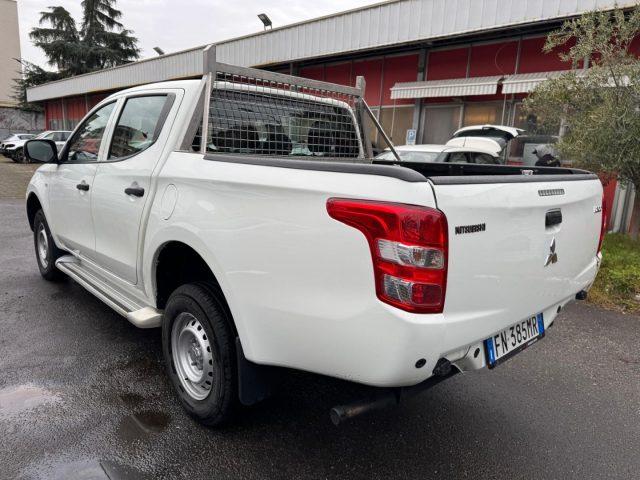 MITSUBISHI L200 2.4 DI-D/154CV Double Cab Invite