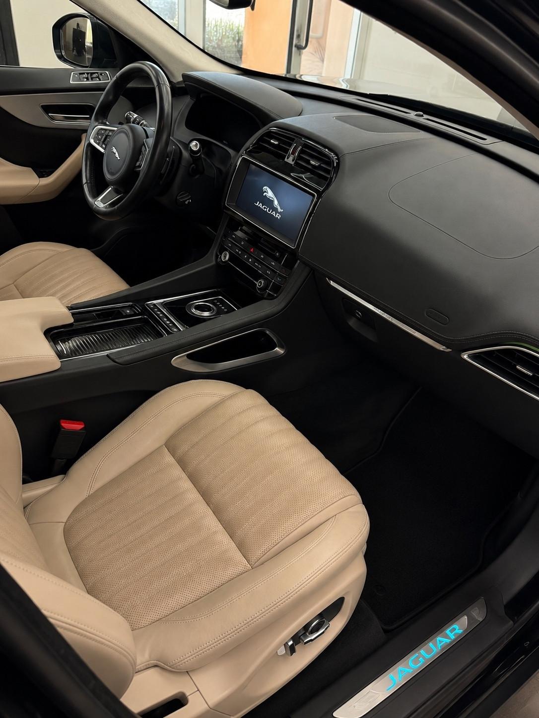 Jaguar F-Pace 2.0 D 240 CV AWD aut. Portfolio