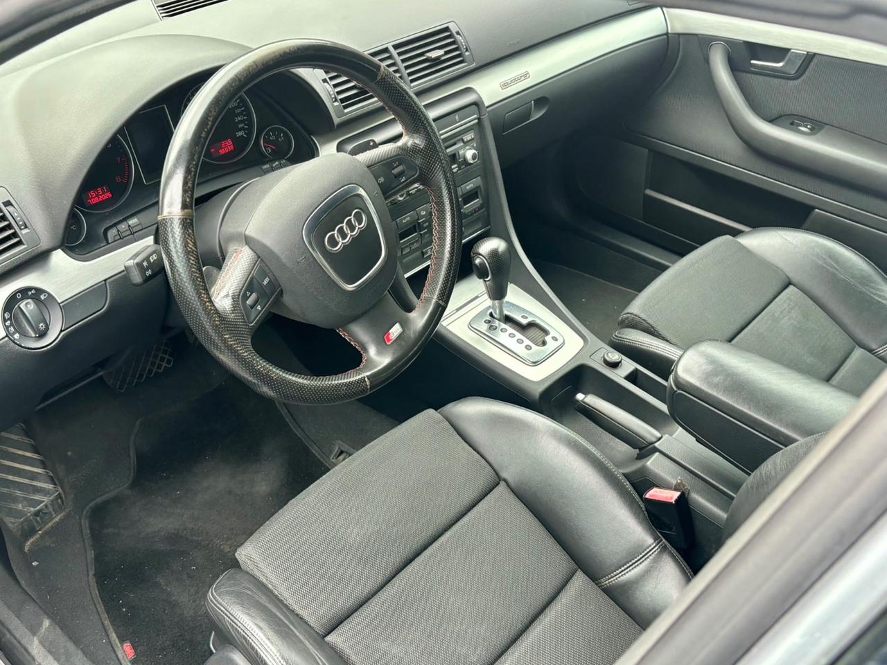 Audi A4 2.0 16V TFSI Avant quattro modello Sline nuova