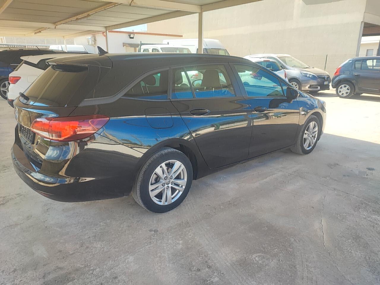 Opel Astra 1.5 CDTI 122 CV S&S Sports Tourer Business Elegance