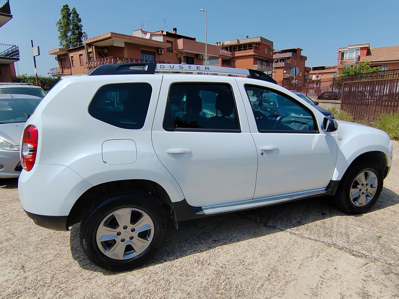 DUCIA DUSTER GPL NAVI GANCIO TRAINO