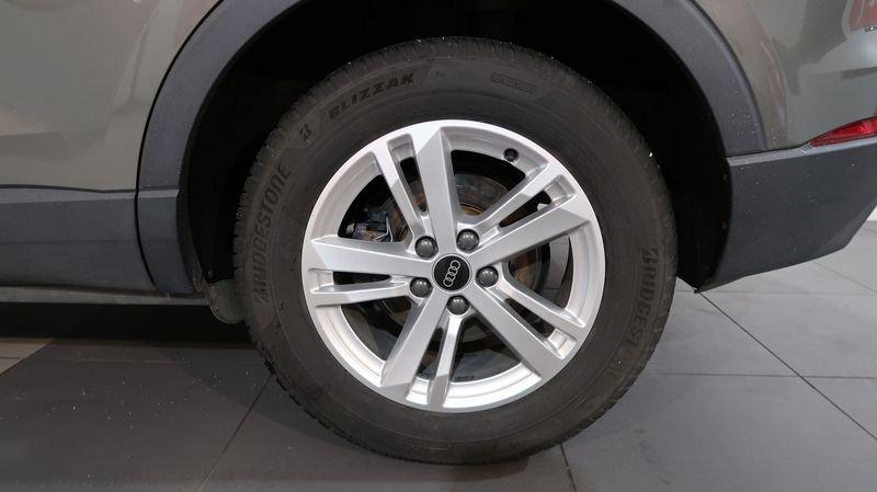 Audi Q3 2.0 35 TDI S Tronic Business #NAVI#CARPLAY#