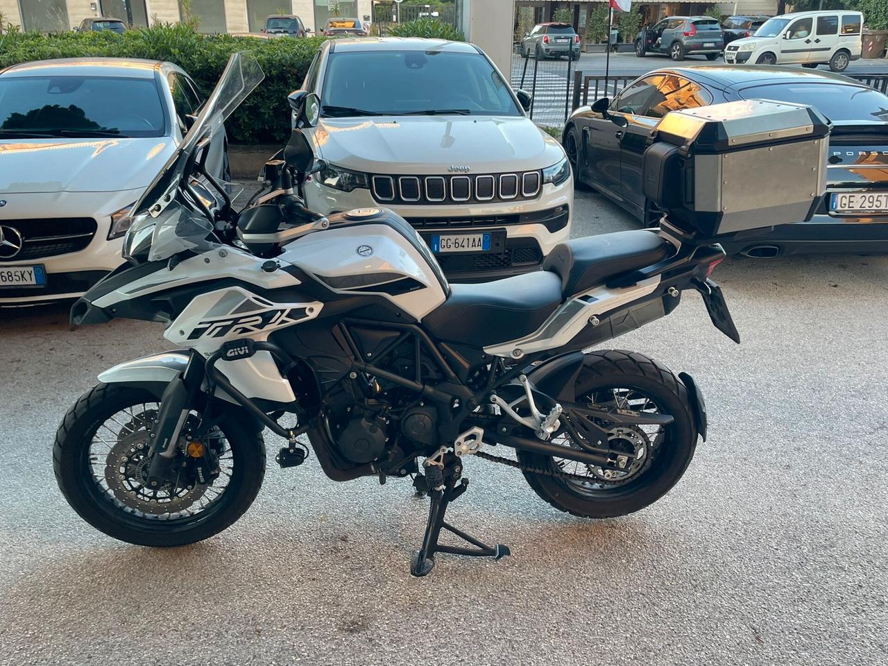 Benelli TRK 502