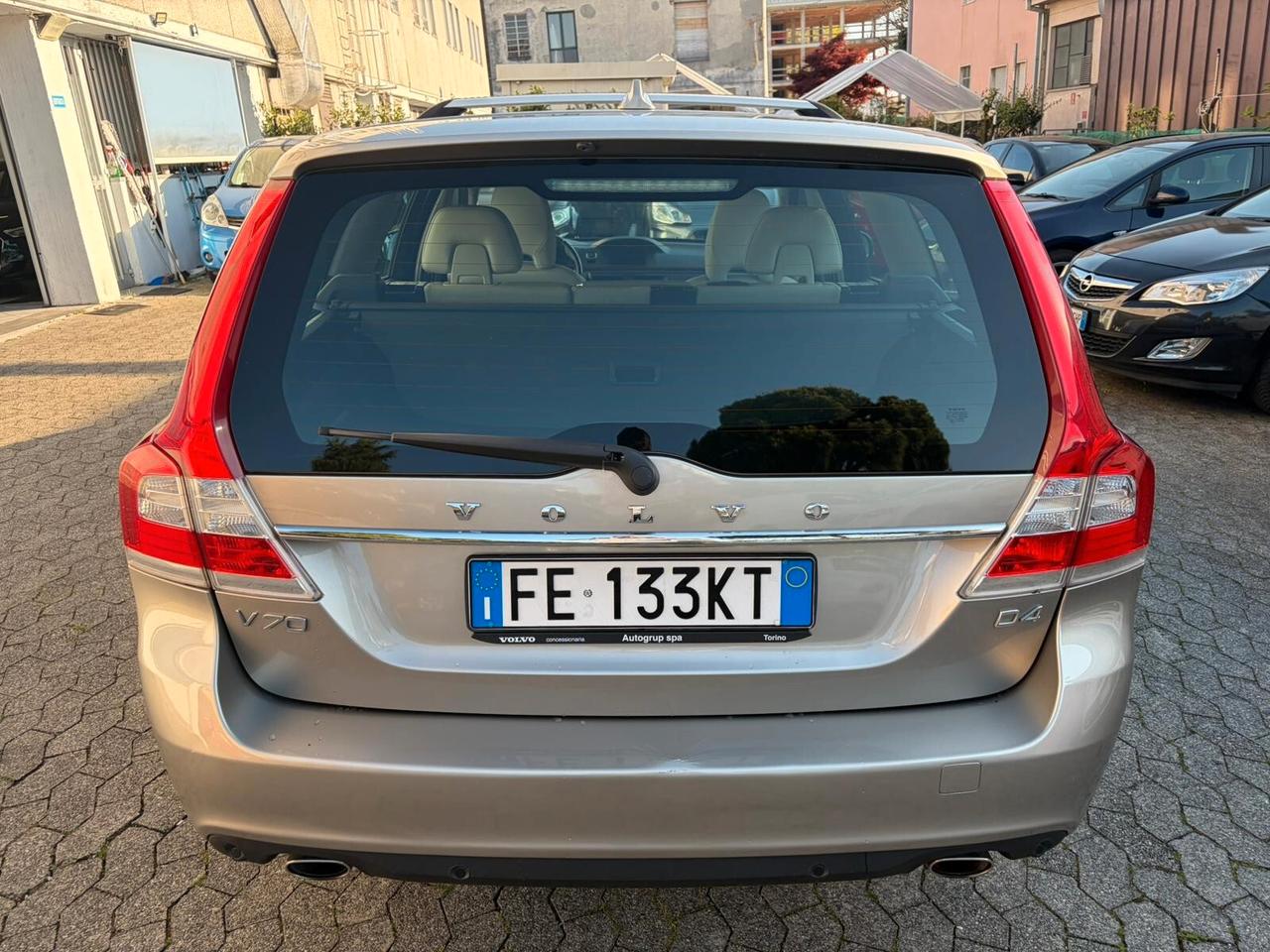 Volvo V70 D4 Geartronic Momentum*EURO6*PELLE