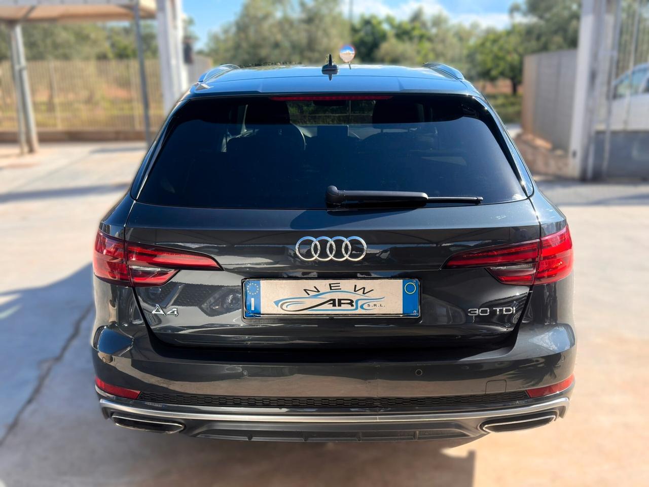 Audi A4 AVANT 30TDI 2.0 122 CV S-Tronic S-Line