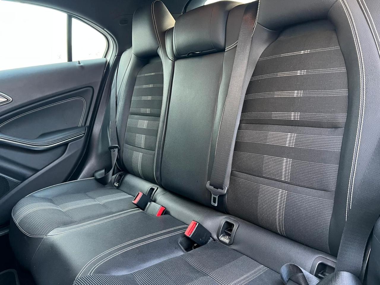 MERCEDES-BENZ A 160 d SPORT 2017!!! AUTOMATICO!!!