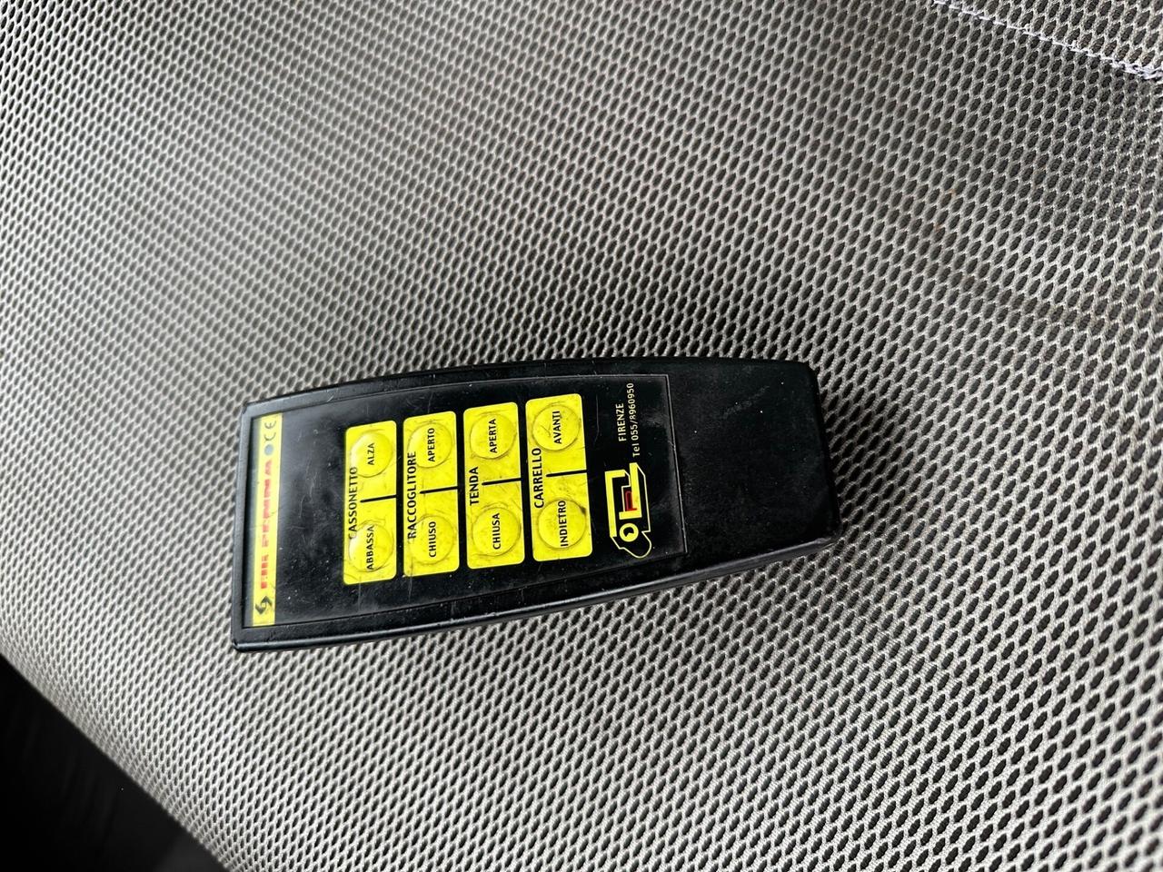 Renault Trucks 2006 ALLS. NEGOZIO pedana elettrica