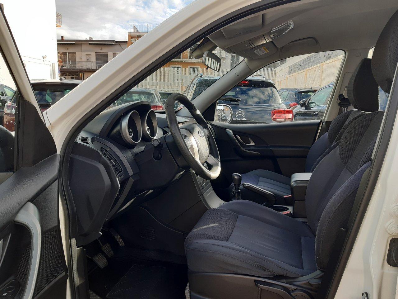 Mahindra XUV500 2.2 16v W6 fwd 7p.ti M1