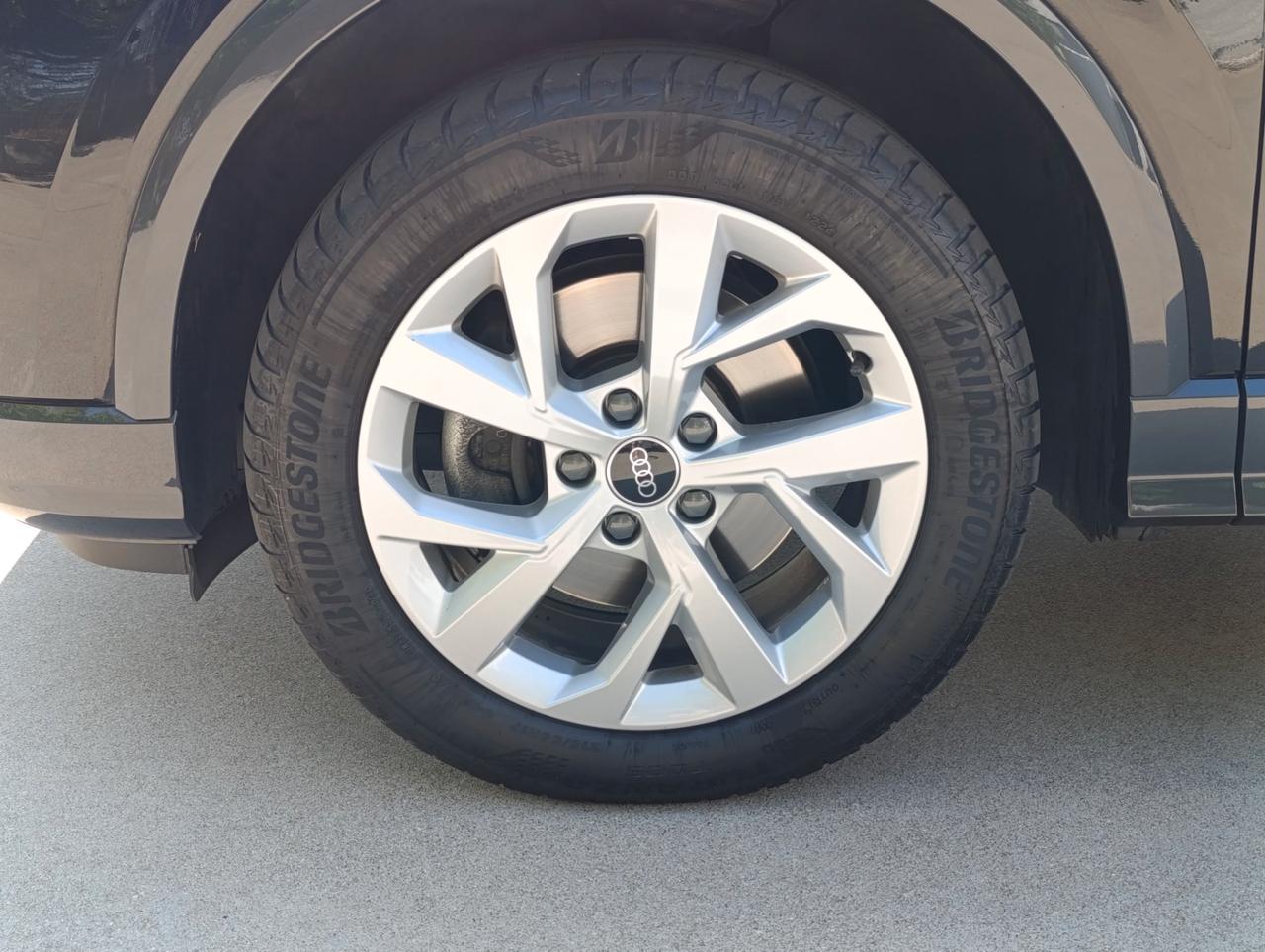 Audi Q2 35 2.0 tdi Business Advanced s-tronic