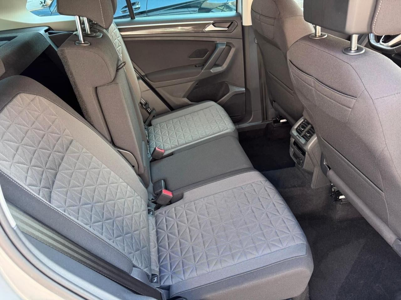 Volkswagen Tiguan 2.0 TDI 150 CV SCR DSG Elegance*EURO6