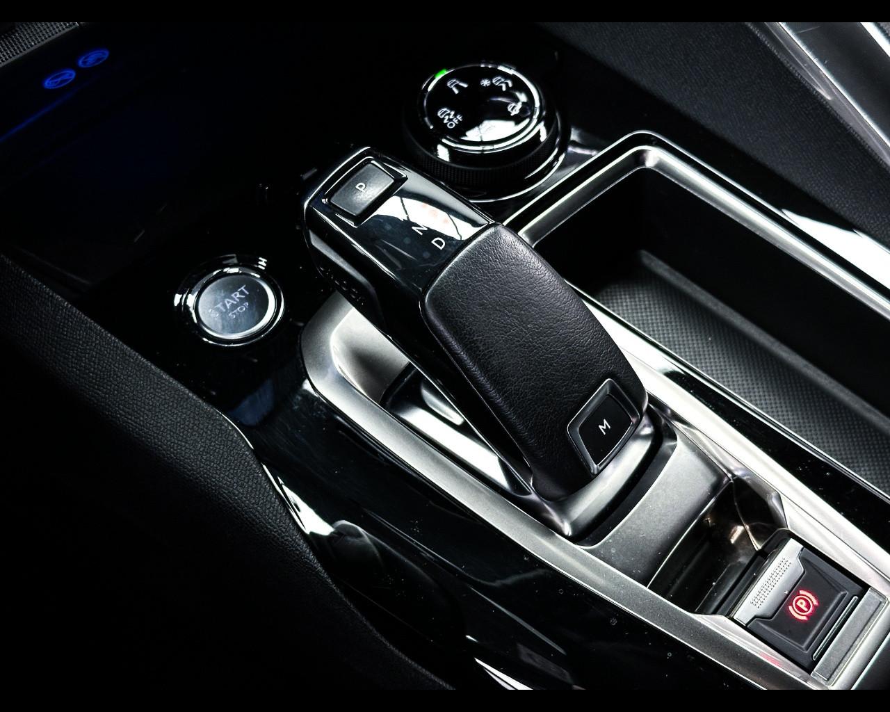 PEUGEOT 3008 2ª serie - 3008 BlueHDi 130 S&S EAT8 Allure
