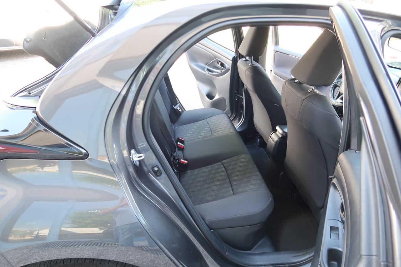Mazda 2 Hybrid 1.5 VVT e-CVT Full Centre-Line