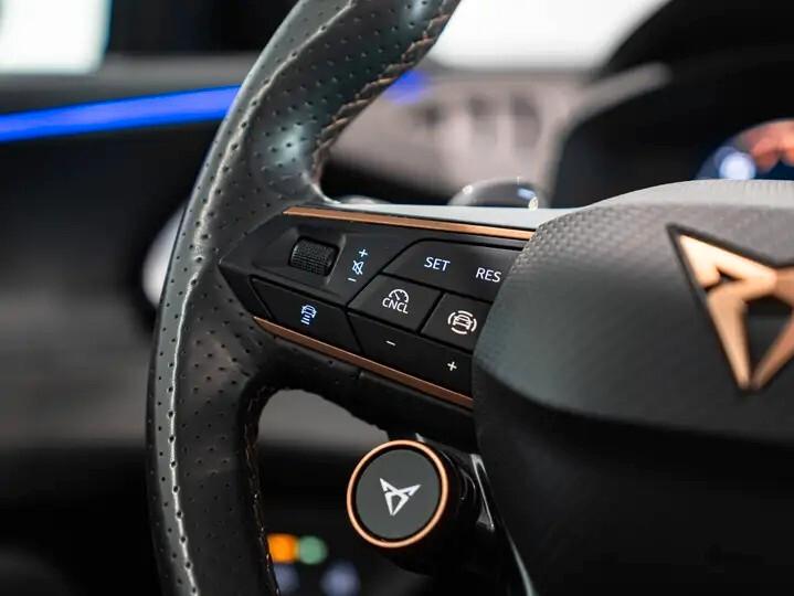 Cupra Terramar 1.5 e-Hybrid DSG VZ