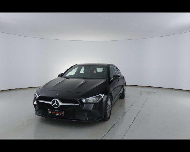 MERCEDES-BENZ CLA 180 d Automatic Shooting Brake Business