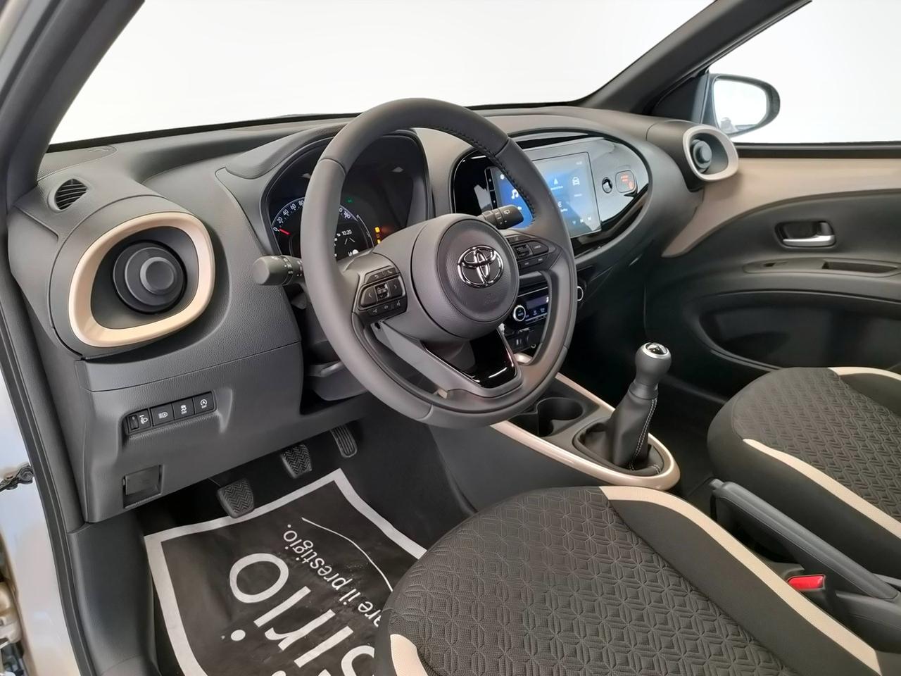 TOYOTA Aygo X 1.0B TREND MT - MY24