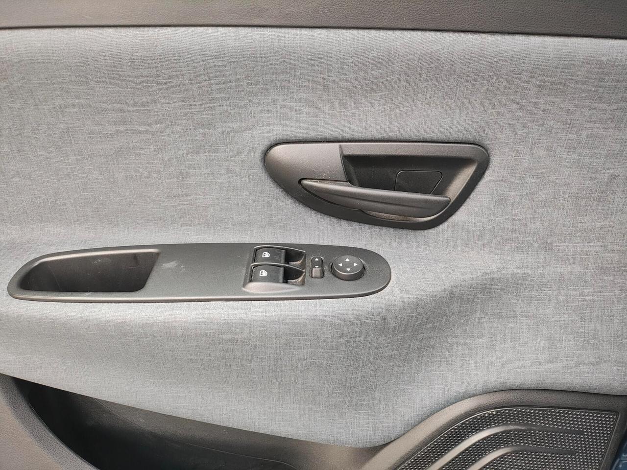 LANCIA YPSILON 1.0 HYBRID -2023