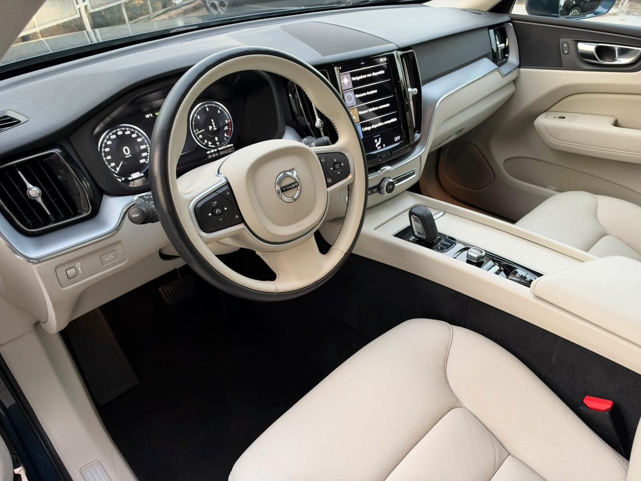 Volvo XC 60 XC60 B4 (d) AWD Geartronic Momentum Pro