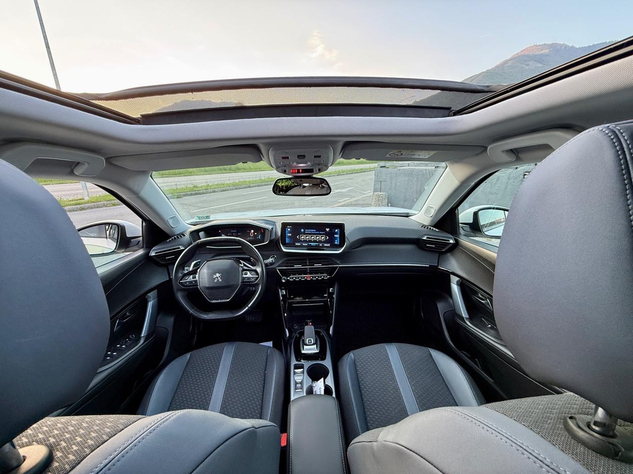 Peugeot 2008 BlueHDi 130 S&S EAT8 GT Pack NEO PATENTATI