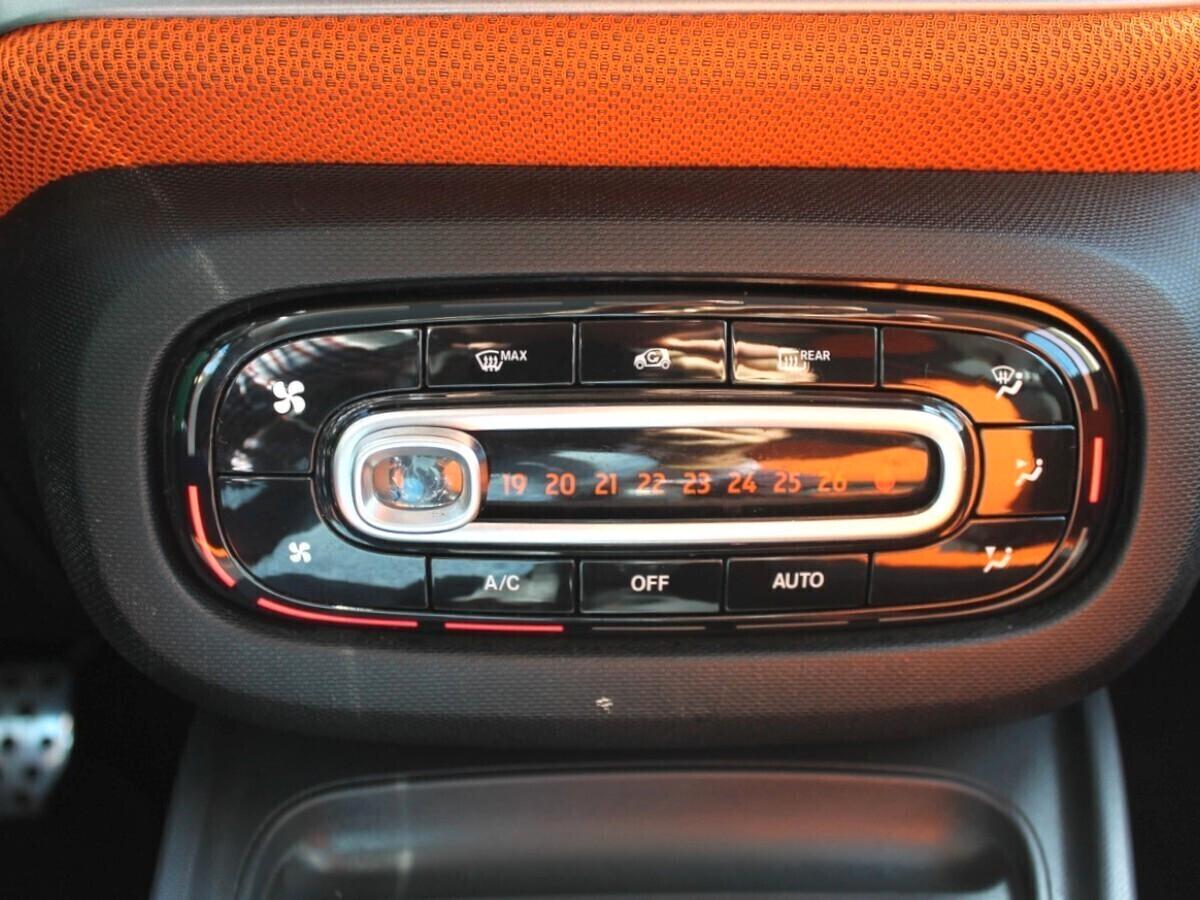 Smart ForTwo 70 1.0 Edition #1 AUT F1 CL16" CRONO TAGLIANDI SMART