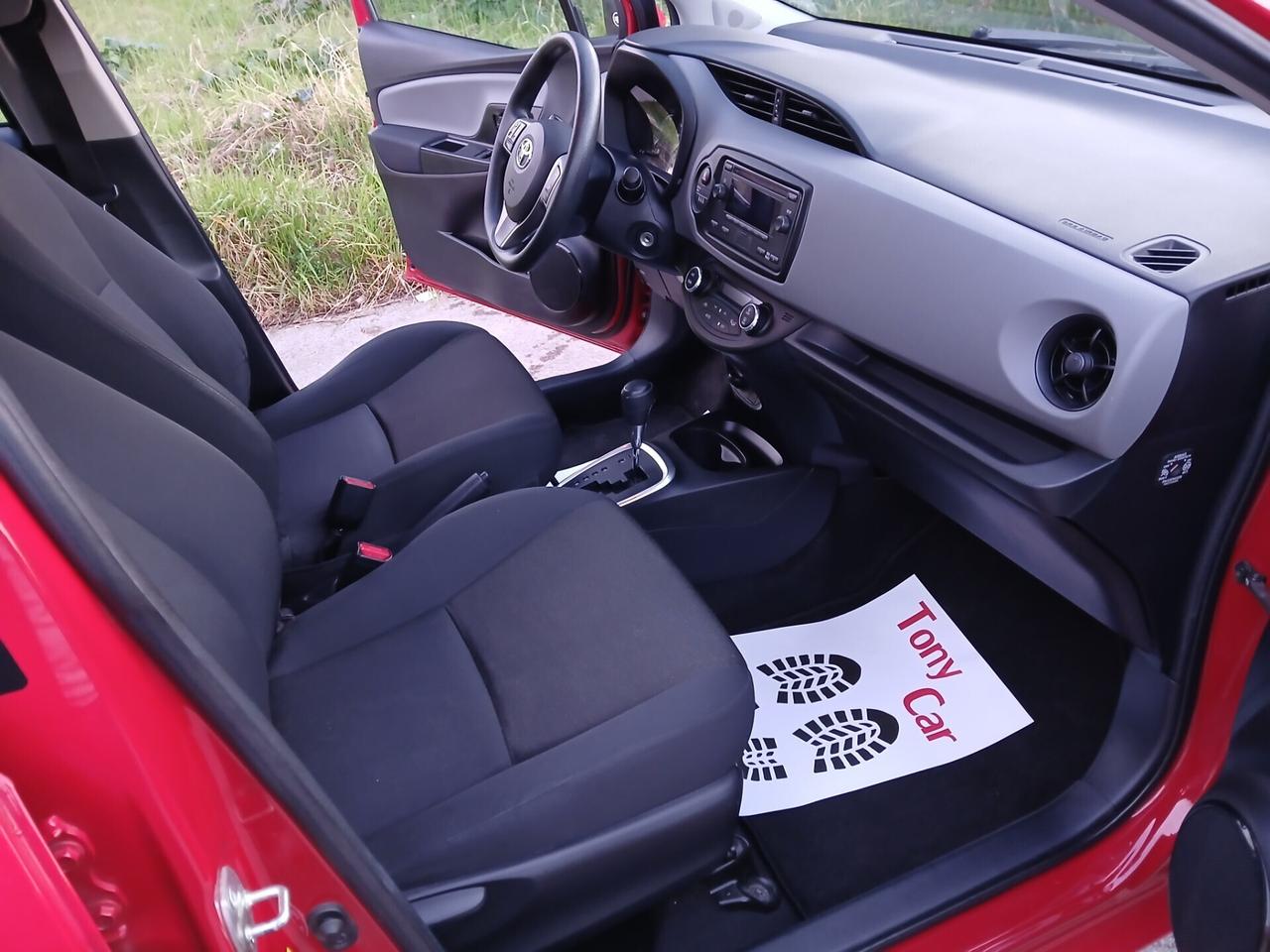 Toyota Yaris 1.5Hybrid 5 porte 1proprietario NuovA