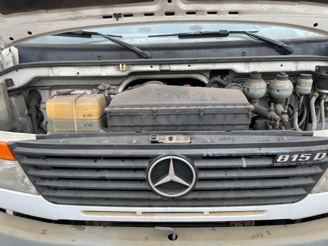 Mercedes Benz VARIO 815D