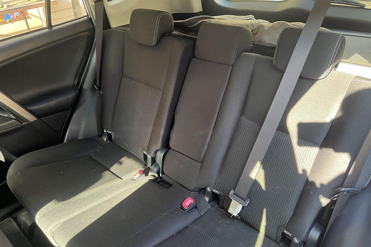 TOYOTA RAV4 2.0 D-4D 2WD