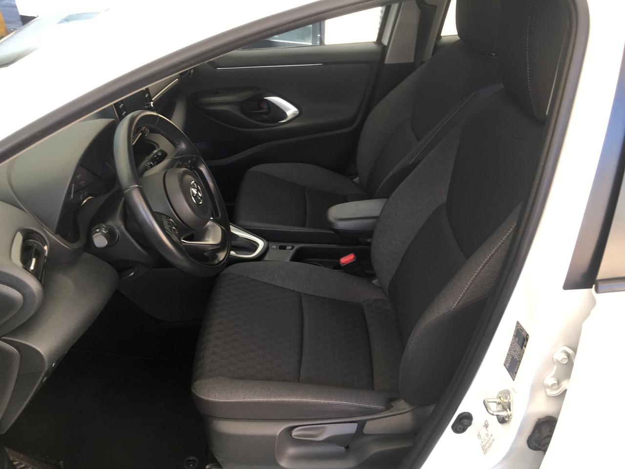 Toyota Yaris 1.5 Hybrid 5 porte Active