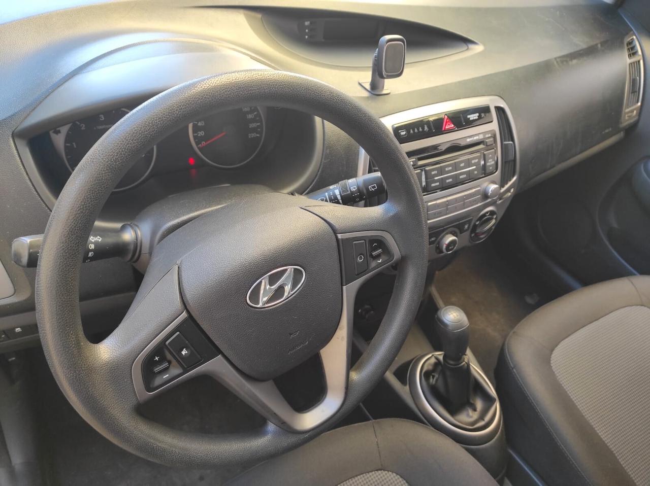HYUNDAI I20 5 PORTE 1100 DIESEL MOTORE NUOVO