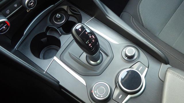 ALFA ROMEO Giulia 2.2 Turbodiesel 136 CV AT8 Business