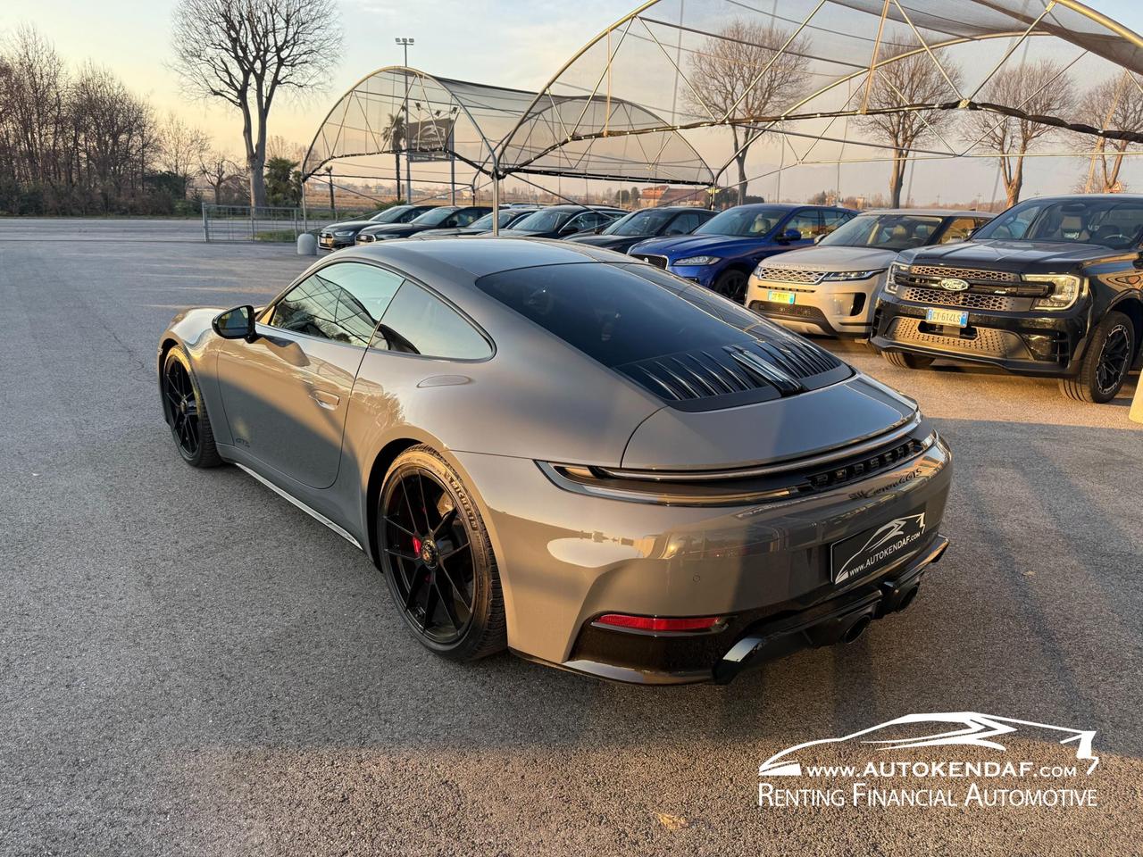 Porsche 911 Coupe 992 3.6 Carrera 4 GTS auto