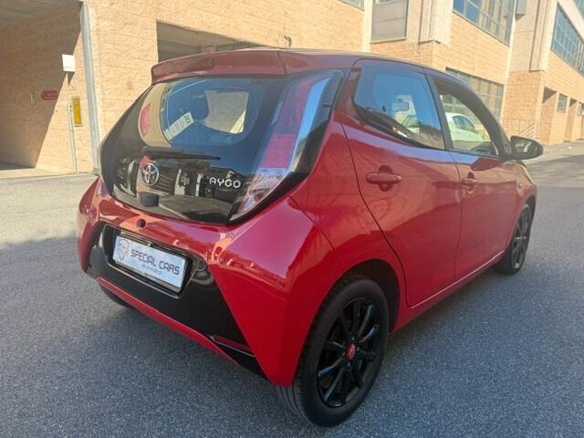 Toyota Aygo 1.0 VVT-i X-Wave