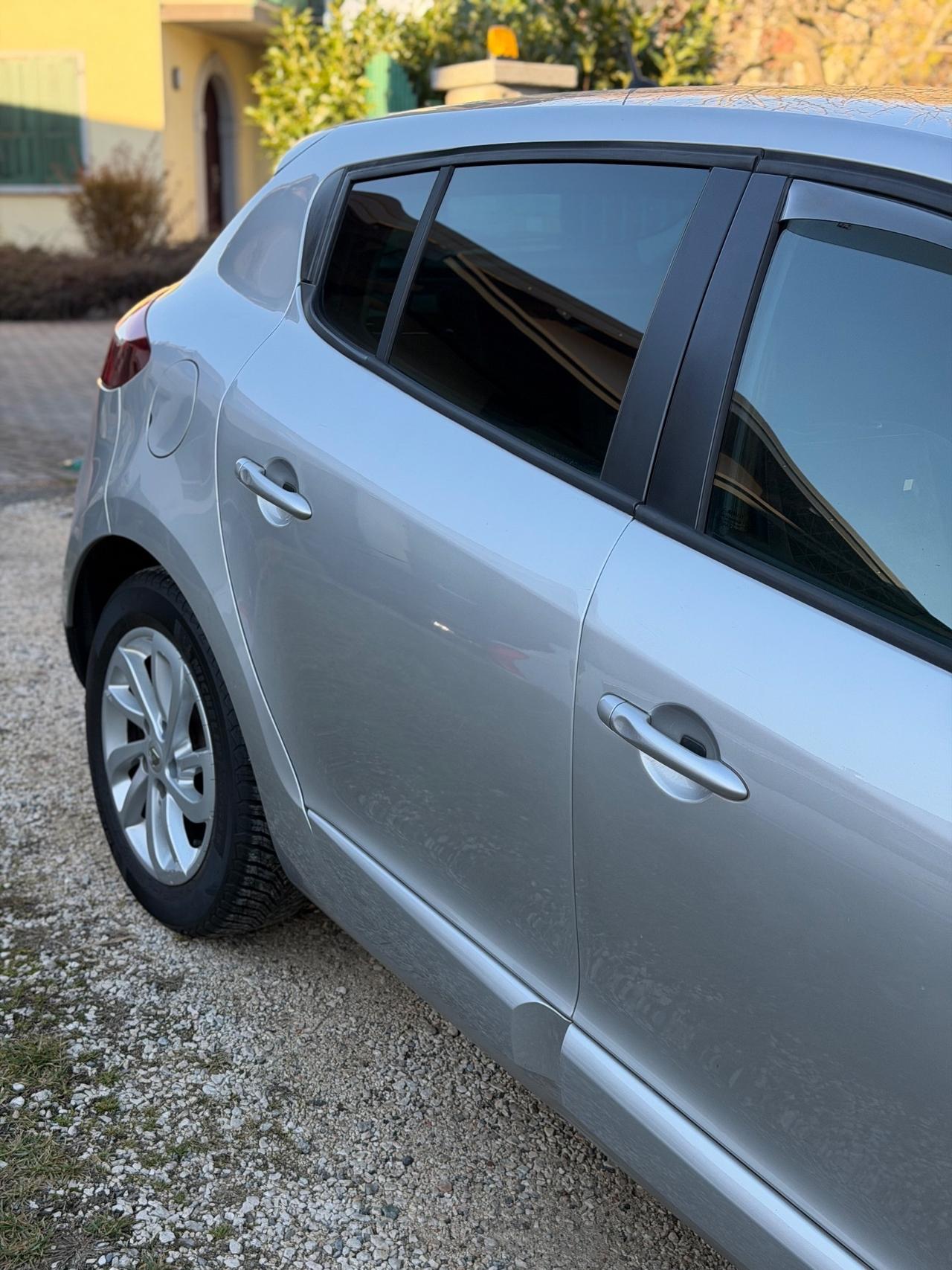 Renault MEGANE dCi 110CV LIMITED KMCERT GARANZ UNICOPR