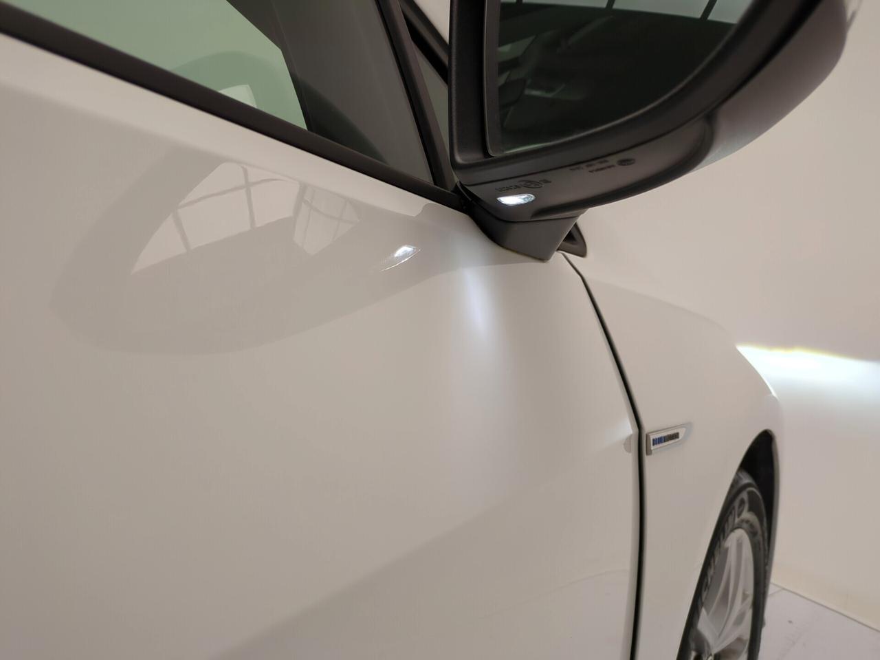 Volkswagen Golf 1.5 TGI DSG 5p. Executive BlueMotion Technology