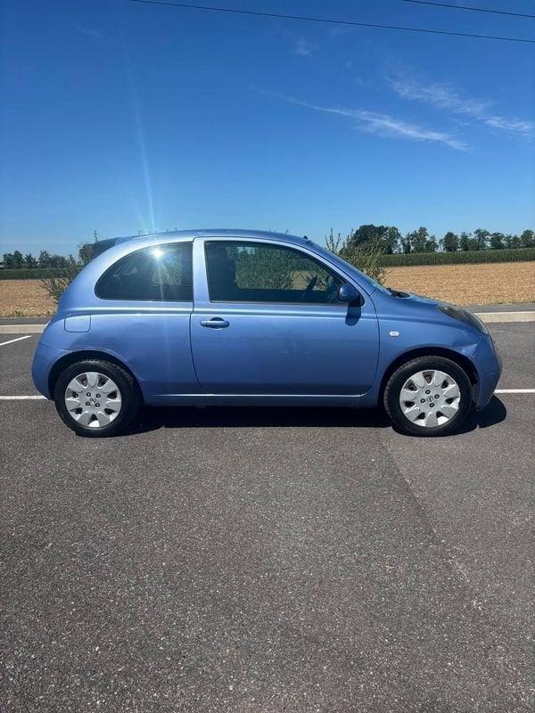 Nissan Micra NEOP. VETRO ANT. ROTTO *CLIMA*