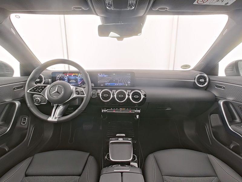 Mercedes-Benz 180 Automatic Progressive Advanced