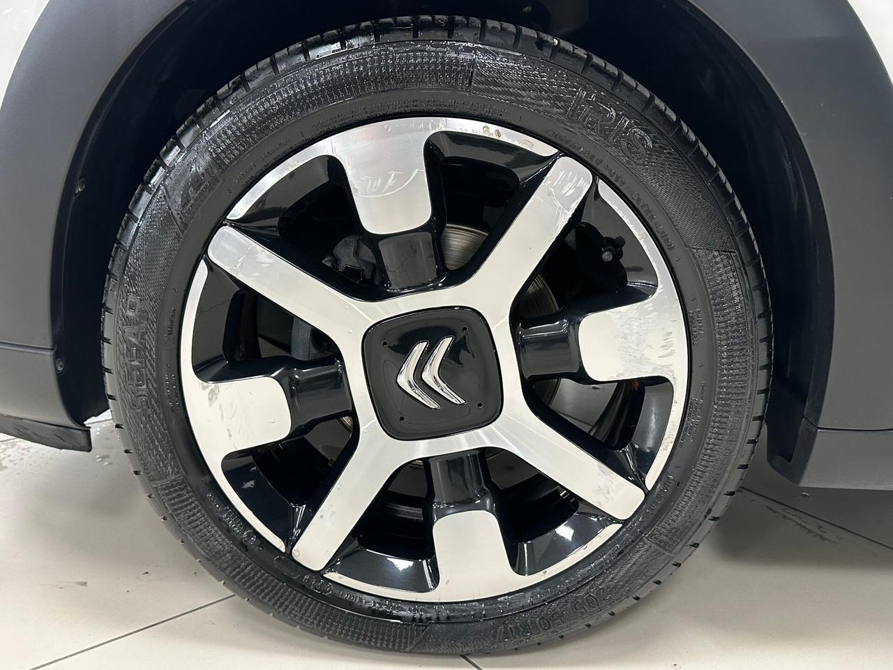 Citroen C3 BlueHDi 100 S&S Shine PACK - 2018