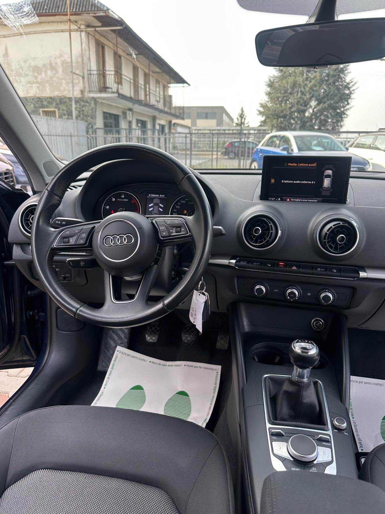 Audi A3 SPB 2.0 TDI quattro Business