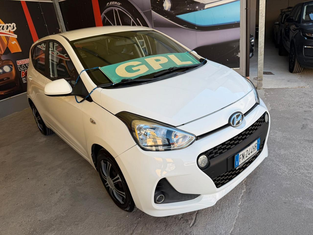 Hyundai i10 1.0CC GPL 12 mesi garanzia-2018