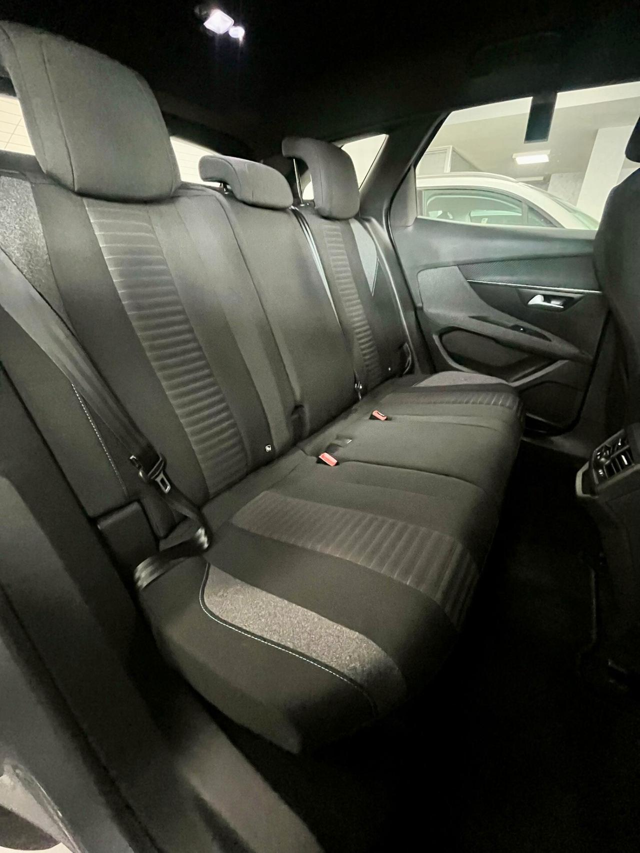 Peugeot 3008 PureTech Turbo 130 S&S Active Pack