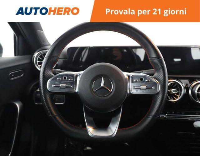 MERCEDES-BENZ A 180 Automatic Premium