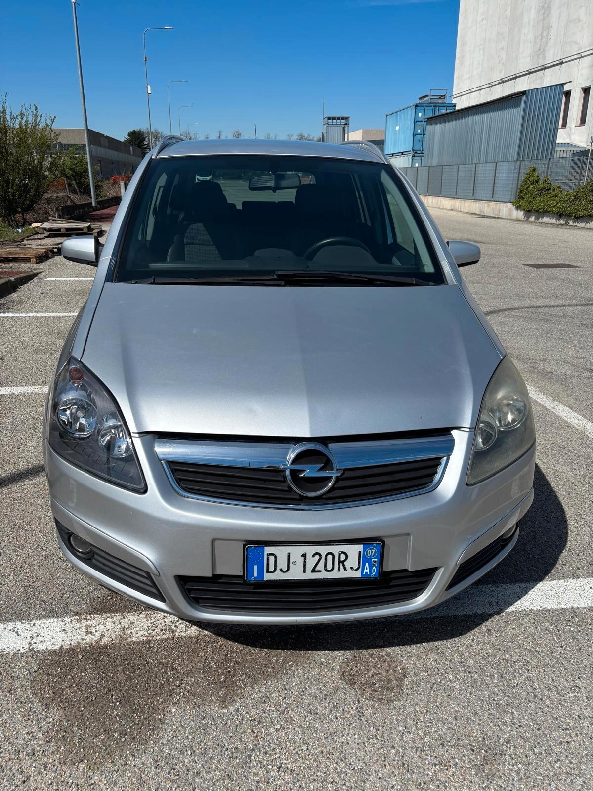 Opel Zafira 1.9 CDTI 120CV 7 posti Cosmo unico proprietario