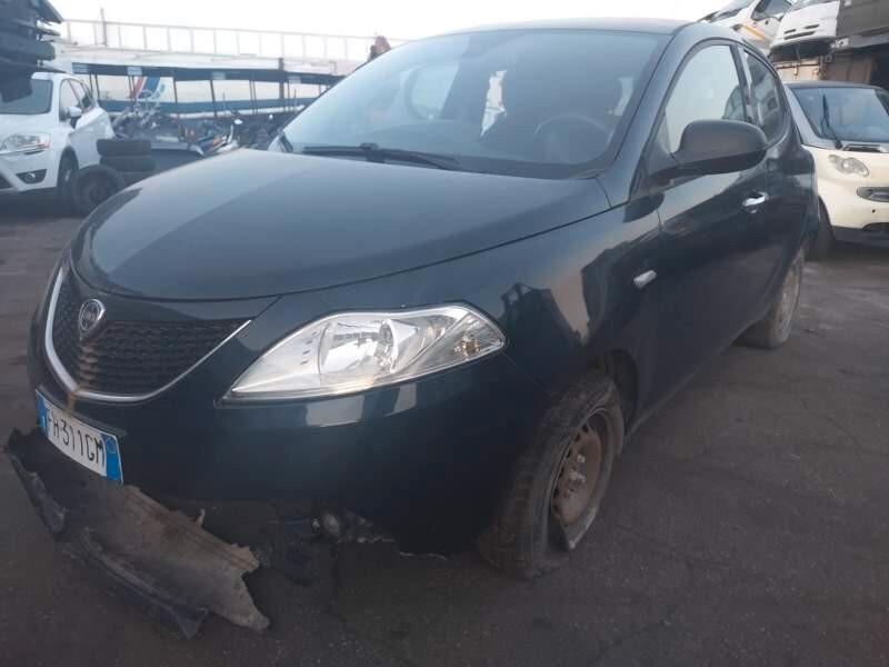 Lancia Ypsilon 1.3 MJT 16V 95 CV 5 porte S&S Silver