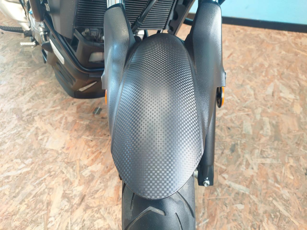 Suzuki V-Strom 650 XT - Davvero ben tenuta