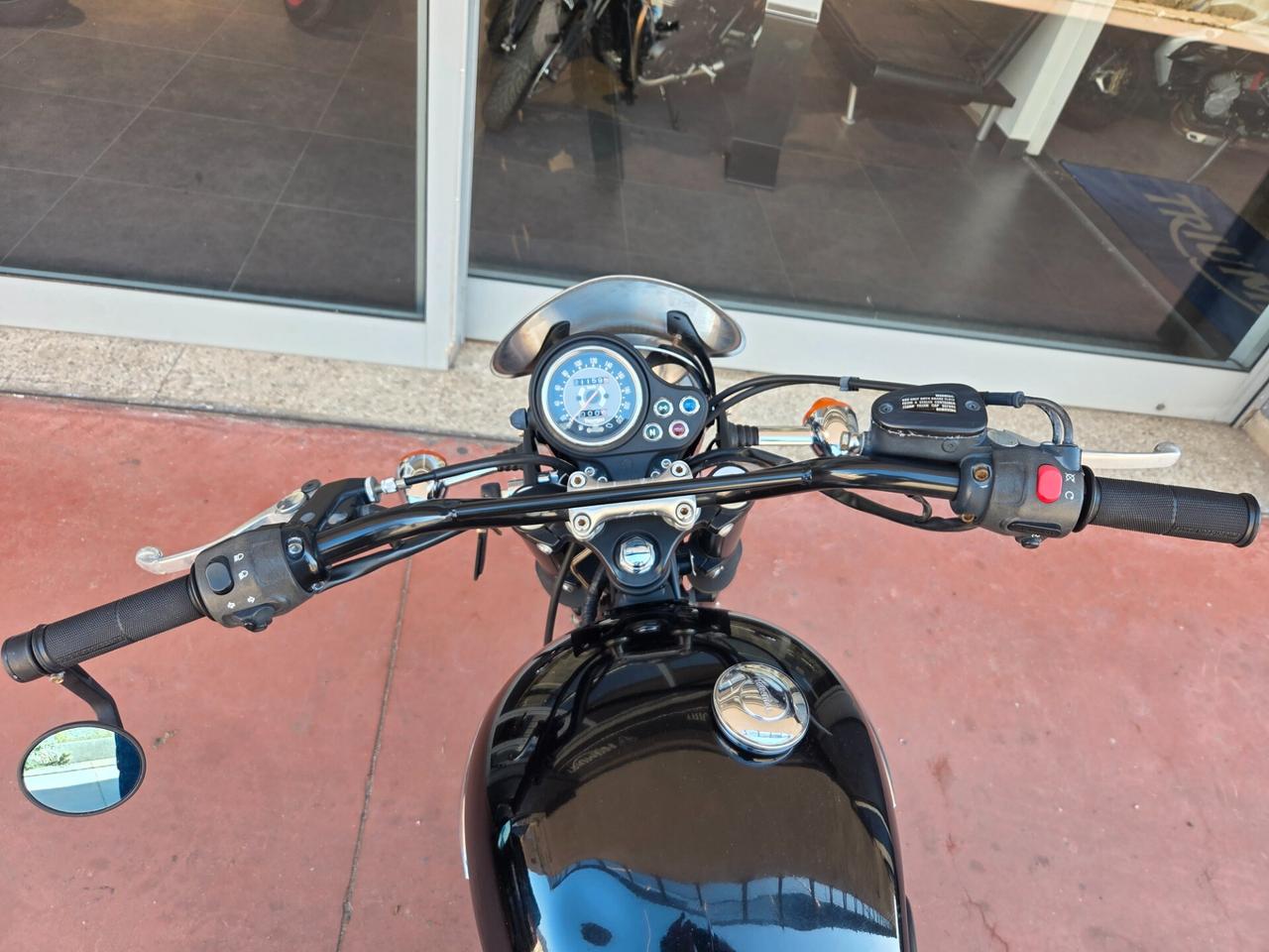 Triumph Bonneville T100