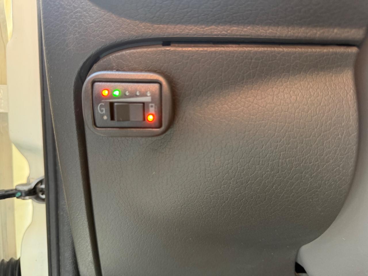 Panda Restayling 1.4 Natural Power NEOPATENTATI