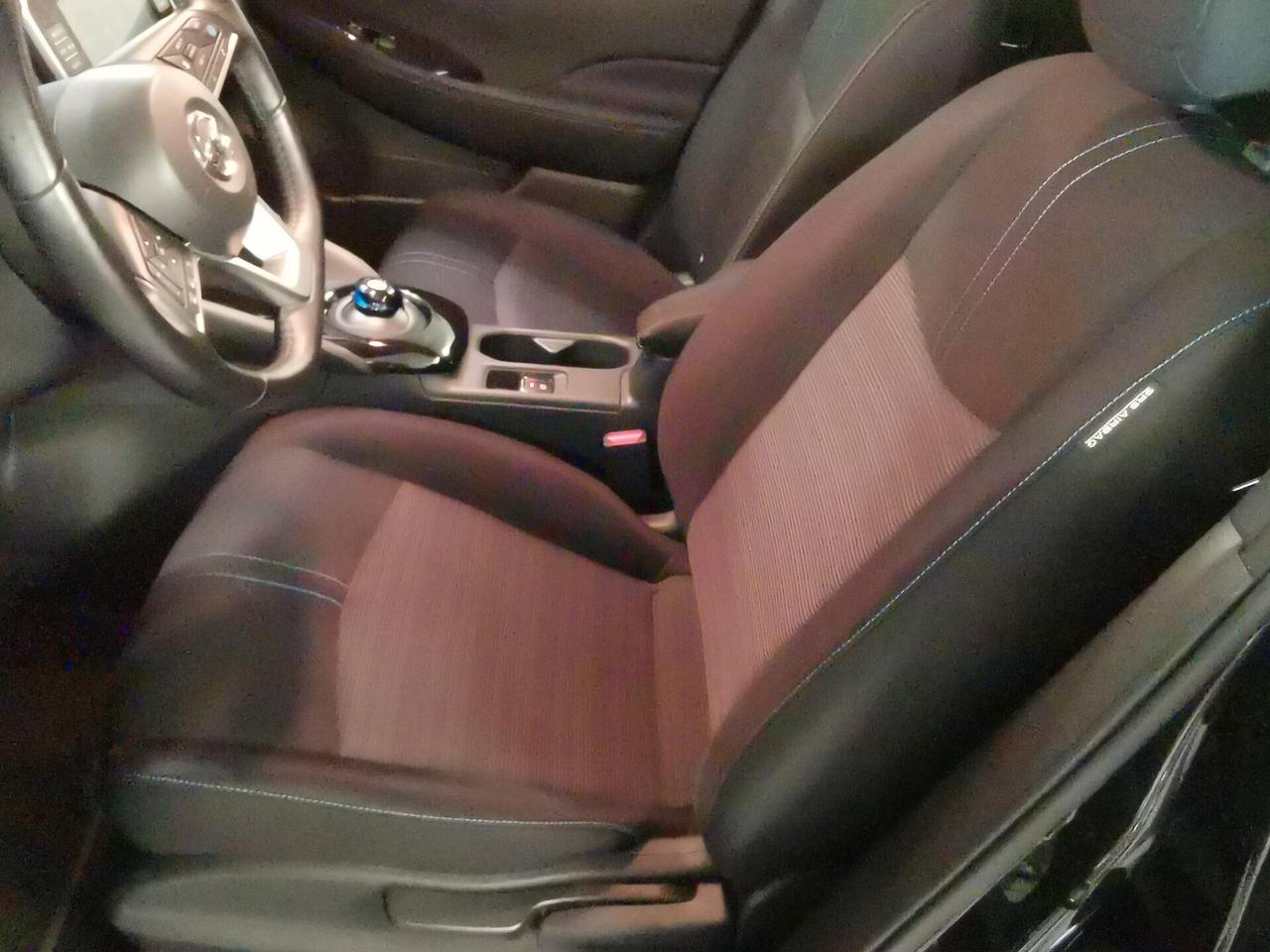 Nissan Leaf N-Connecta 40 kWh 06/2021