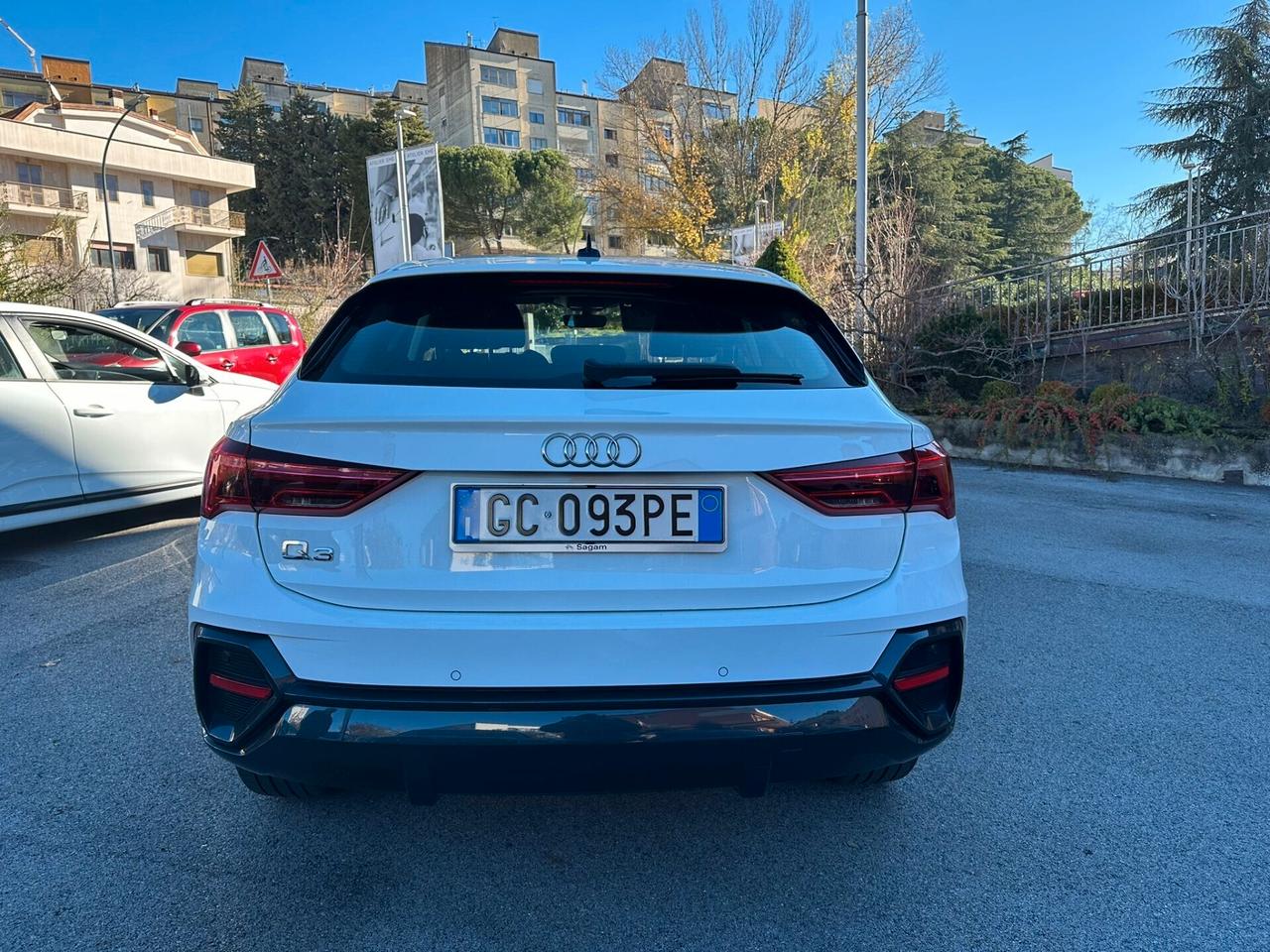 Audi Q3 SPB 35 TDI S tronic Business Plus