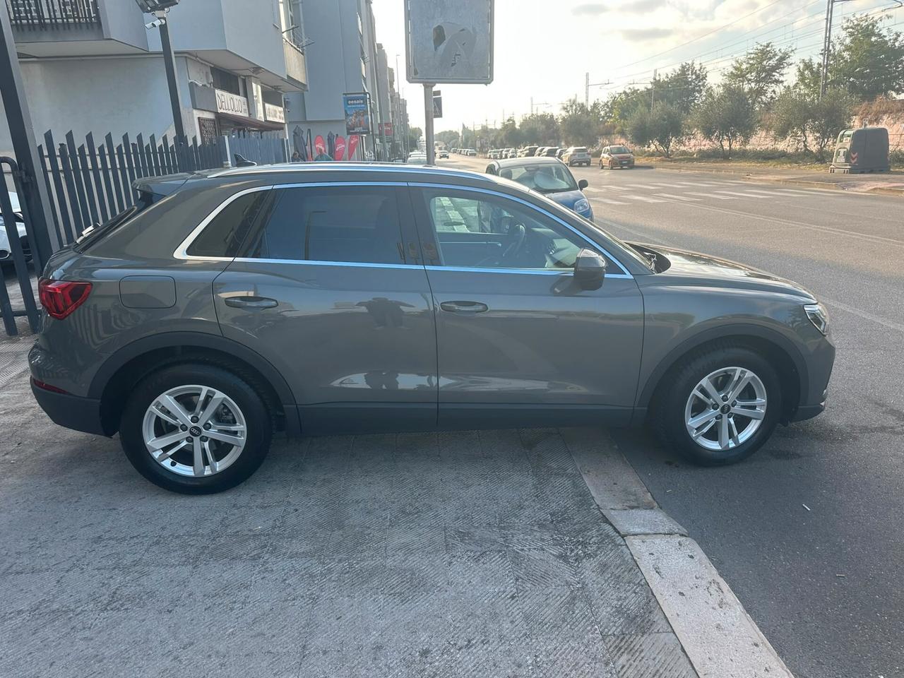 Audi Q3 35 TDI S tronic line edition